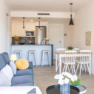 https://two-bedroom-apartment-in-tossa-de-mar-17320-7.topcostabravahotels.com